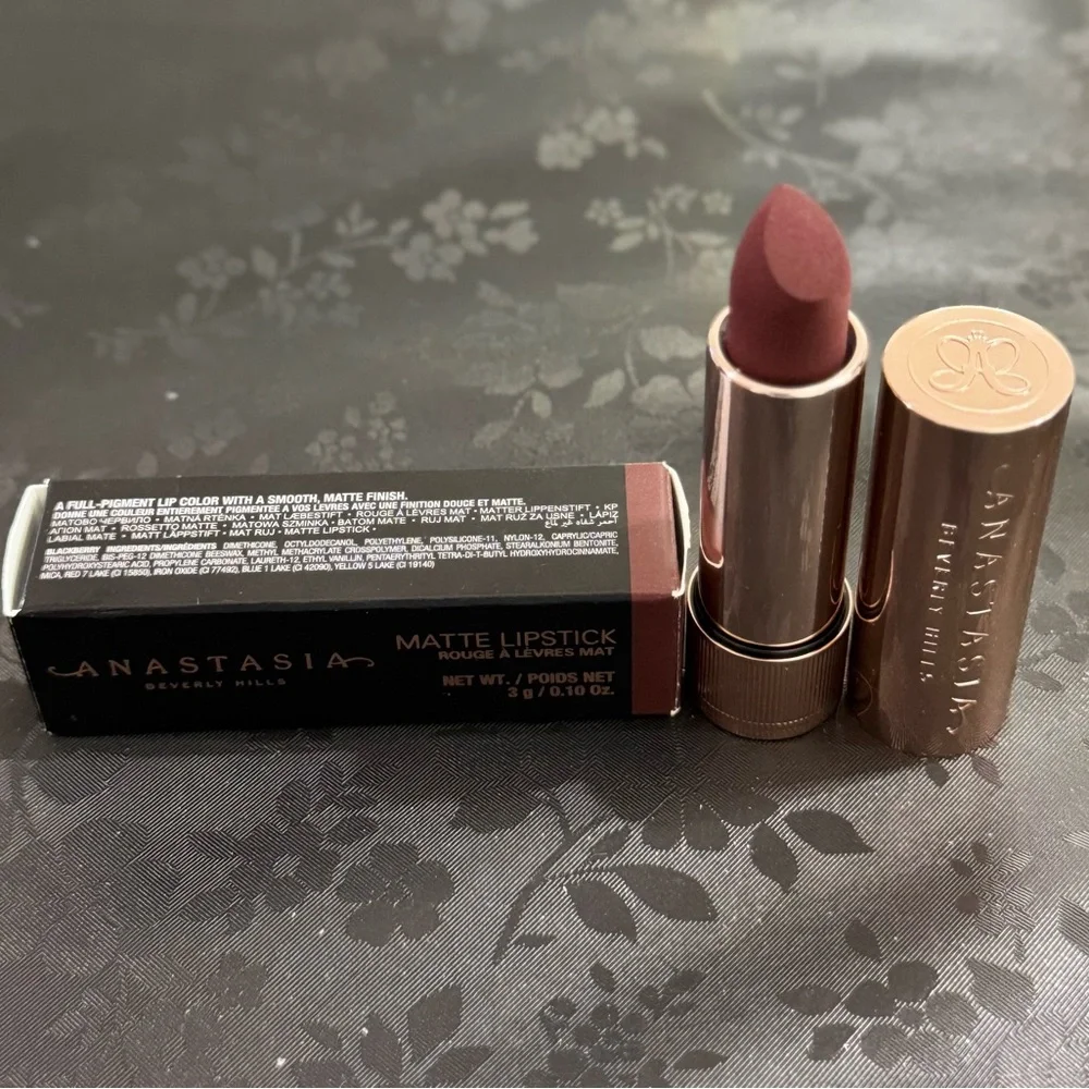 Anastasia Beverly Hills Full Pigment Matte Lipstick in Shade BlackBerry
